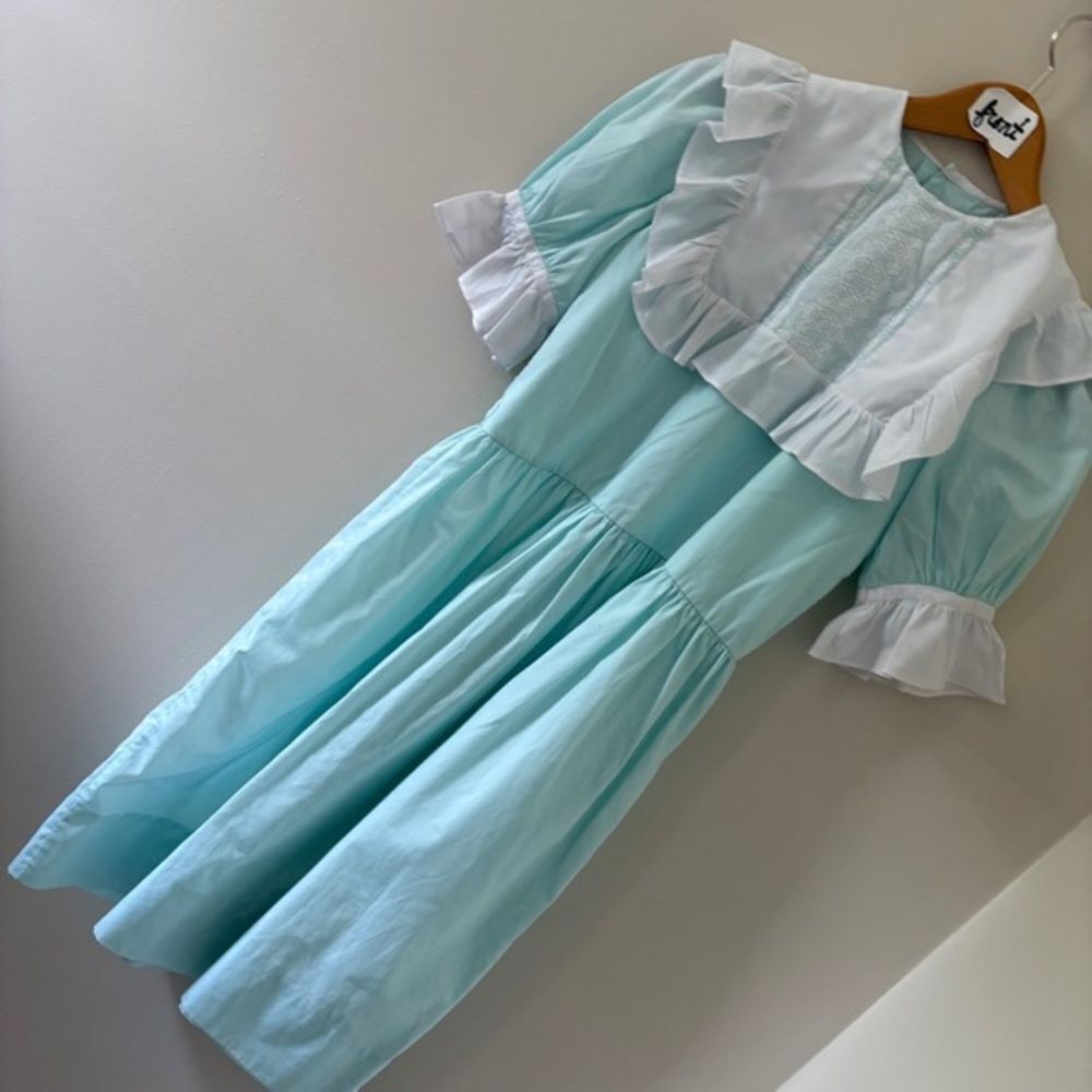 Vintage Lauren St. John Aqua Dress Embroidered White Ruffled Bib Collar Girls 10